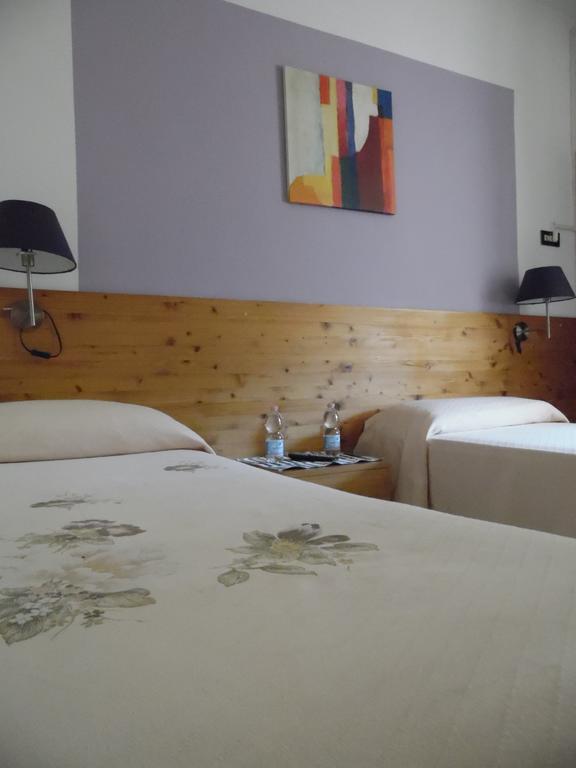 Albergo Ristorante La Torretta Castiglione dei Pepoli Eksteriør bilde